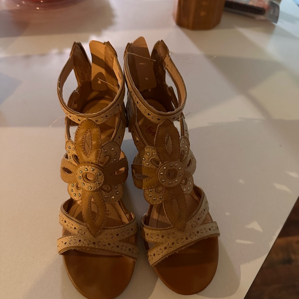 XOXO Tan Heeled Sandals with Strappy Design